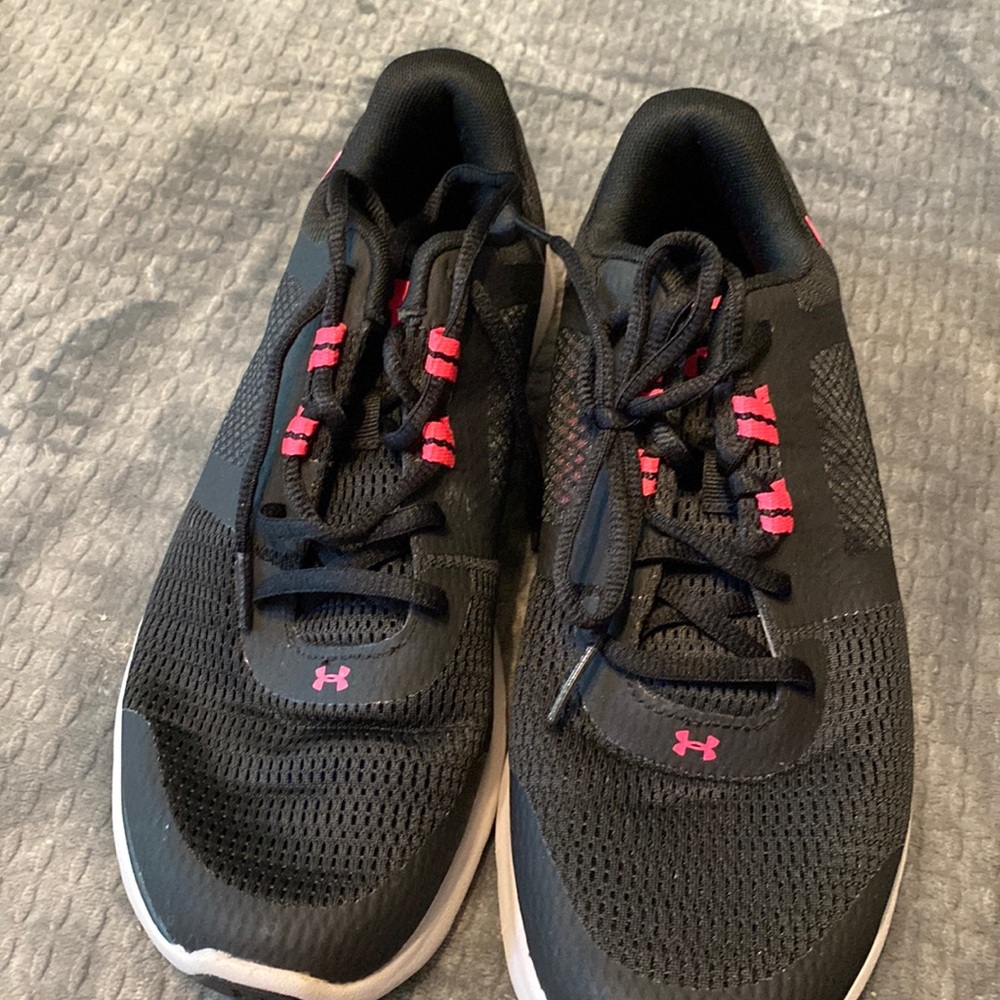 Under Armour Running Sneakers- Brand New